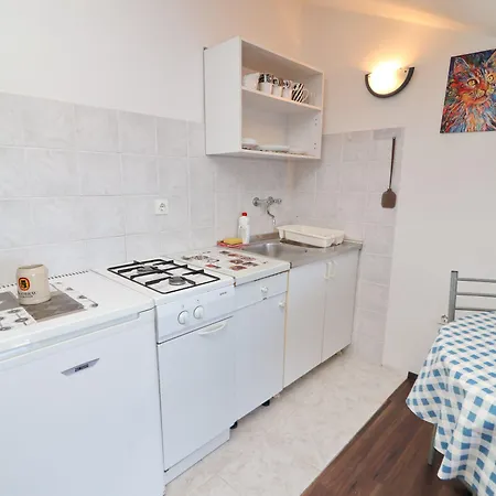Apartment Karbuni By The Sea Blato (Korcula)